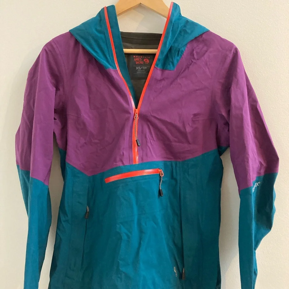 Mountain Hardwear Goretex raincoat - Picture 3 of 6